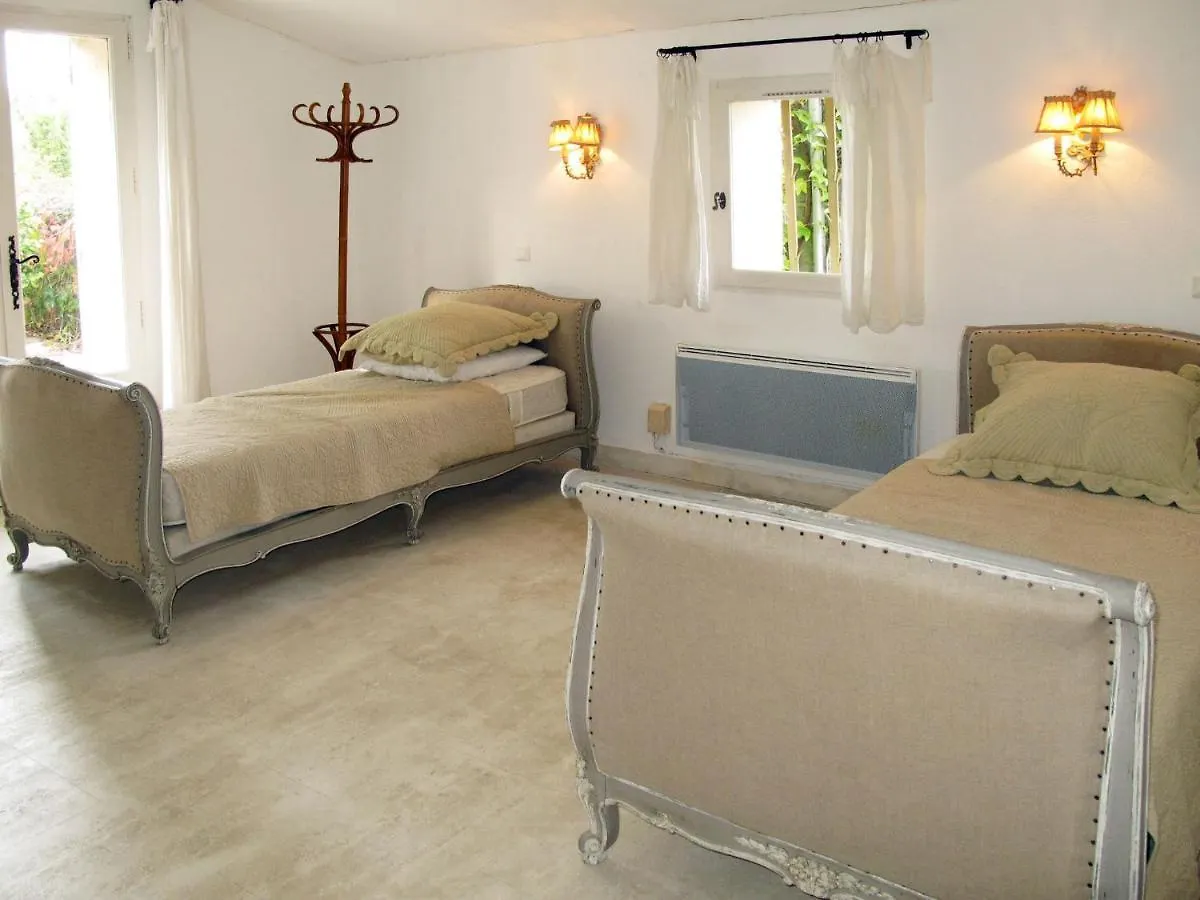 Holiday Home Les Puits Neufs - Cvn145 By Interhome Cavaillon